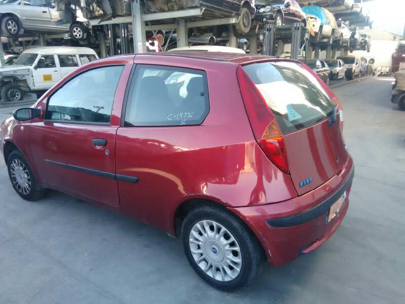 FIAT PUNTO BERLINA (188) 2002
