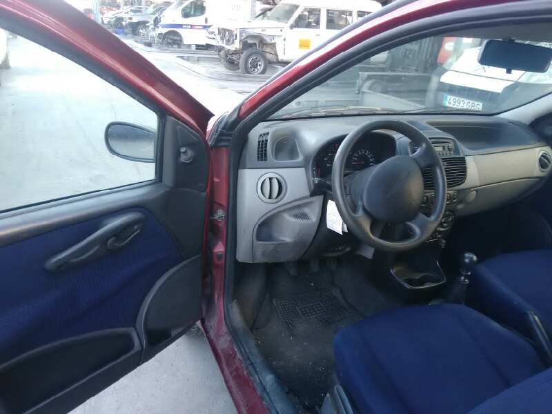 FIAT PUNTO BERLINA (188) 2002
