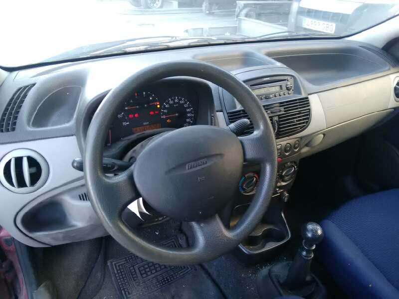 FIAT PUNTO BERLINA (188) 2002