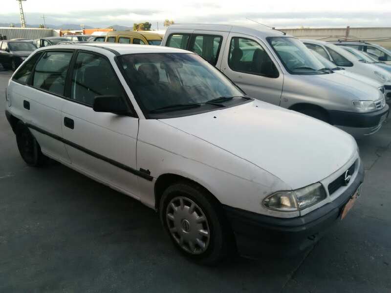 OPEL ASTRA F BERLINA 1994