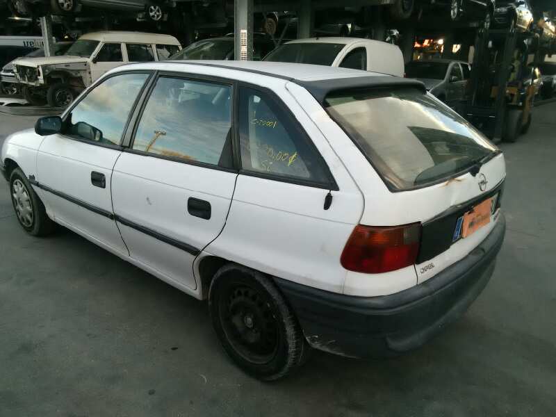 OPEL ASTRA F BERLINA 1994