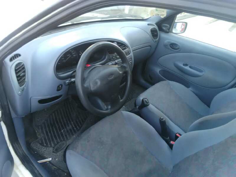 FORD FIESTA BERLINA 1997