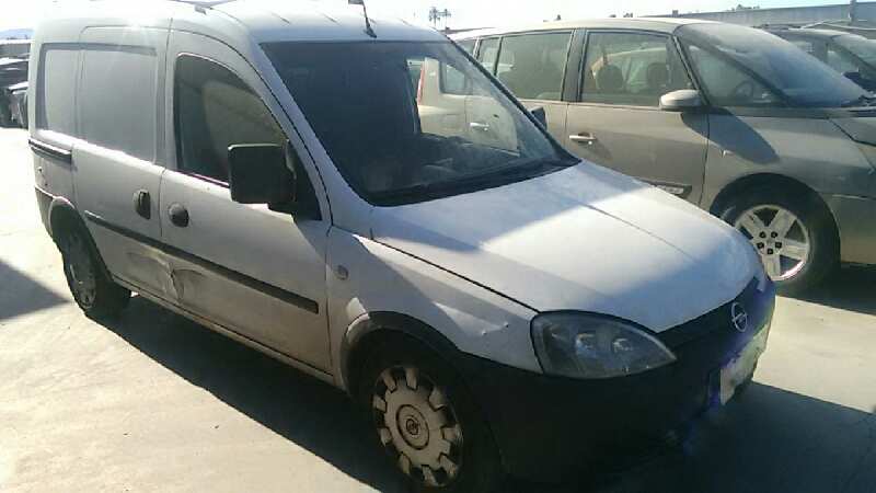 OPEL COMBO (CORSA C) 2004