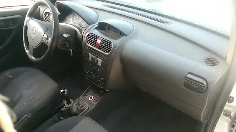 OPEL COMBO (CORSA C) 2004