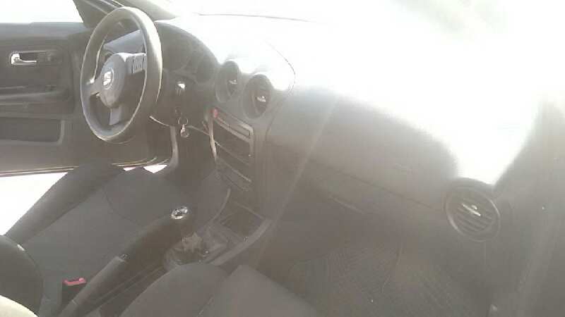 SEAT IBIZA (6L1) 2004