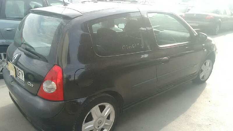 RENAULT CLIO II FASE II (B/CB0) 2004