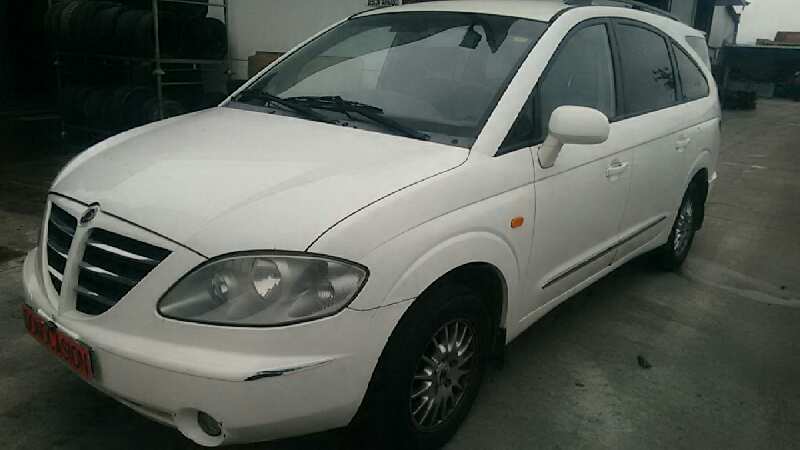 SSANGYONG RODIUS 2005
