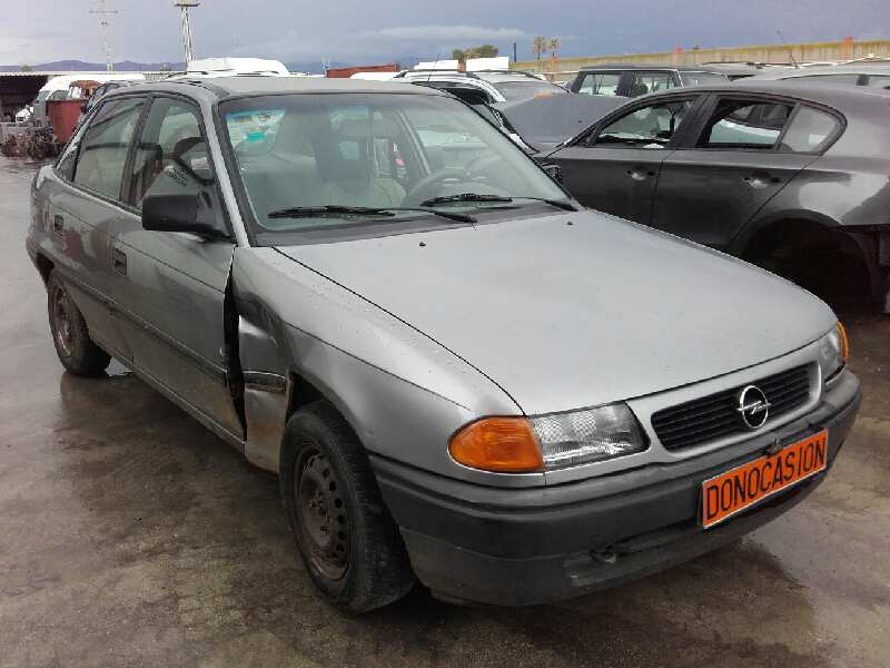 OPEL ASTRA F BERLINA 1992