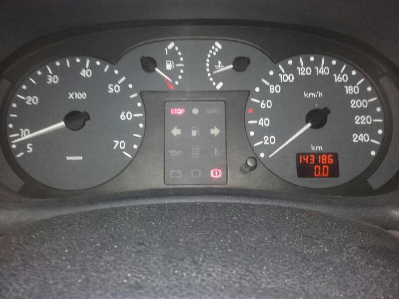 RENAULT CLIO II FASE I (B/CBO) 2000