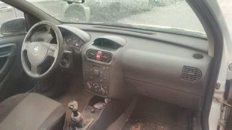 OPEL CORSA C 2003