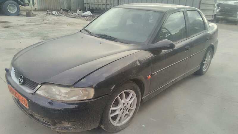 OPEL VECTRA B BERLINA 2000