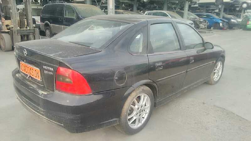 OPEL VECTRA B BERLINA 2000