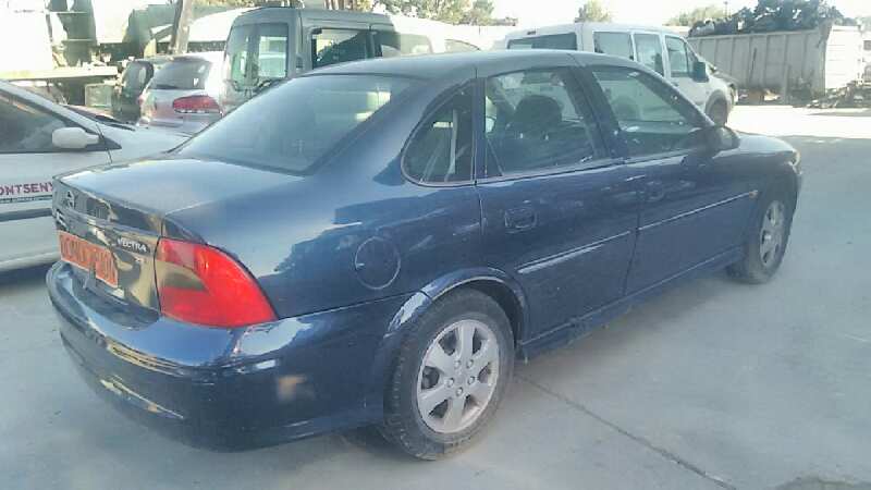 OPEL VECTRA B BERLINA 2000