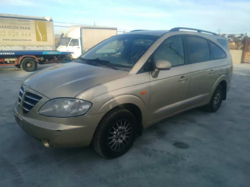SSANGYONG RODIUS 2006