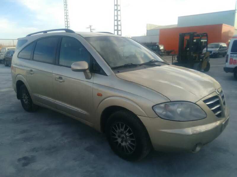 SSANGYONG RODIUS 2006