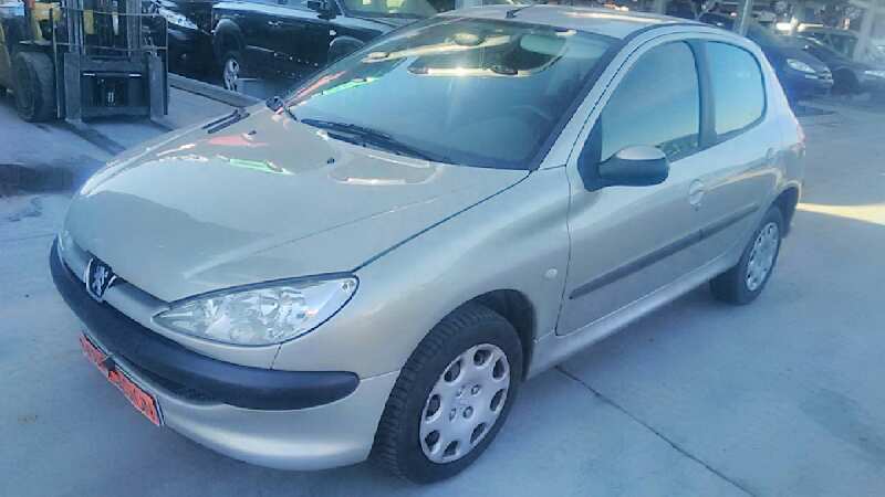 PEUGEOT 206 BERLINA 1999