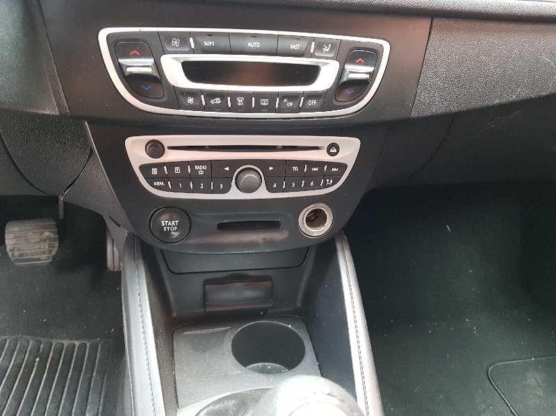 RENAULT MEGANE III COUPE 2010