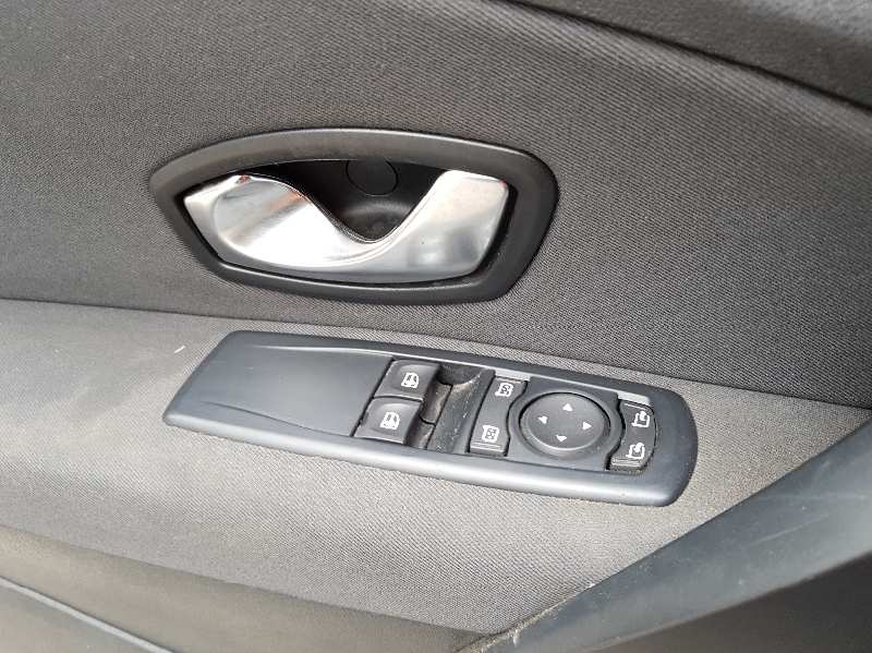 RENAULT MEGANE III COUPE 2010