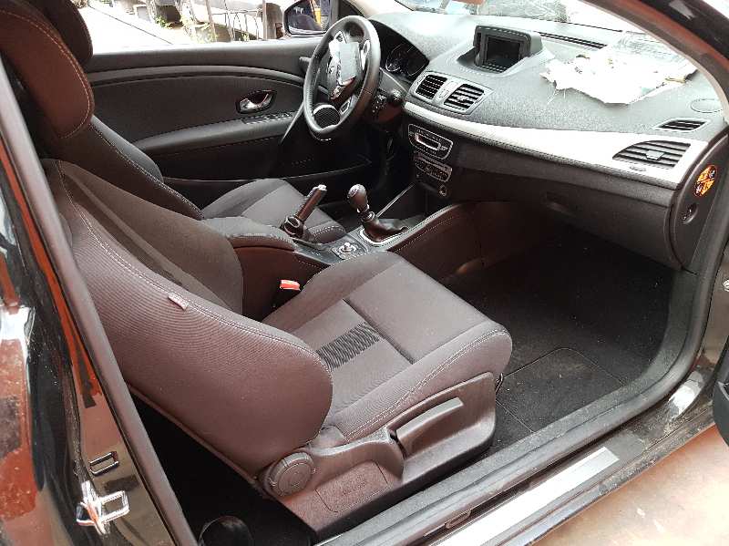 RENAULT MEGANE III COUPE 2010