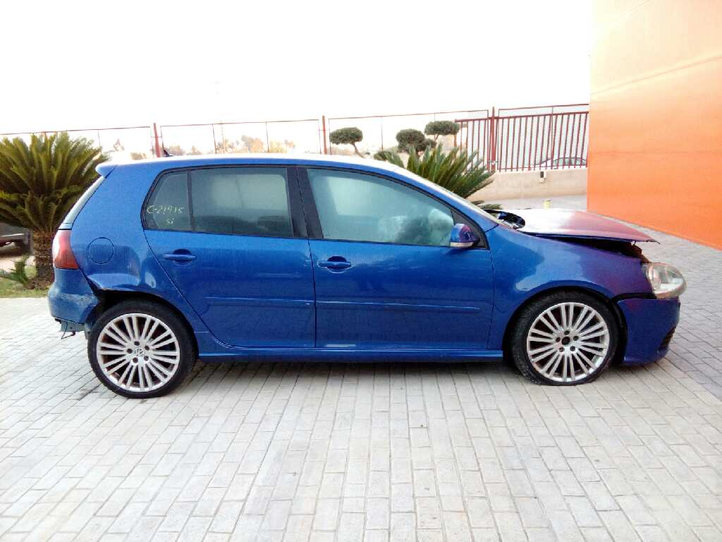 VOLKSWAGEN GOLF V BERLINA (1K1) 2005