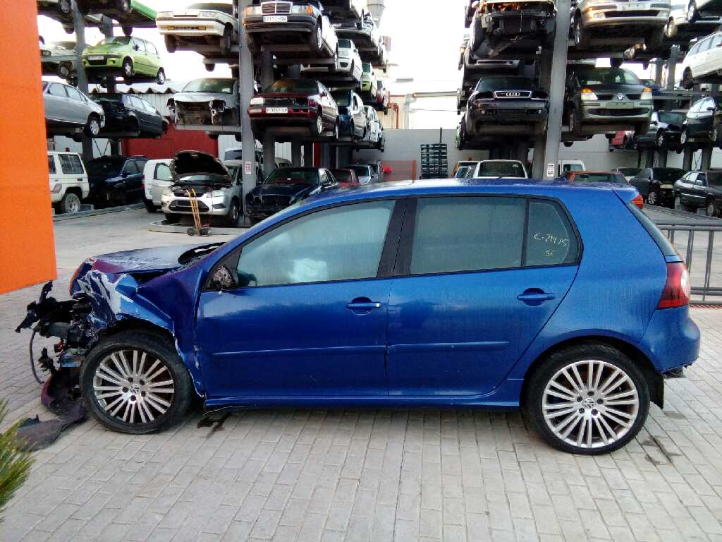 VOLKSWAGEN GOLF V BERLINA (1K1) 2005