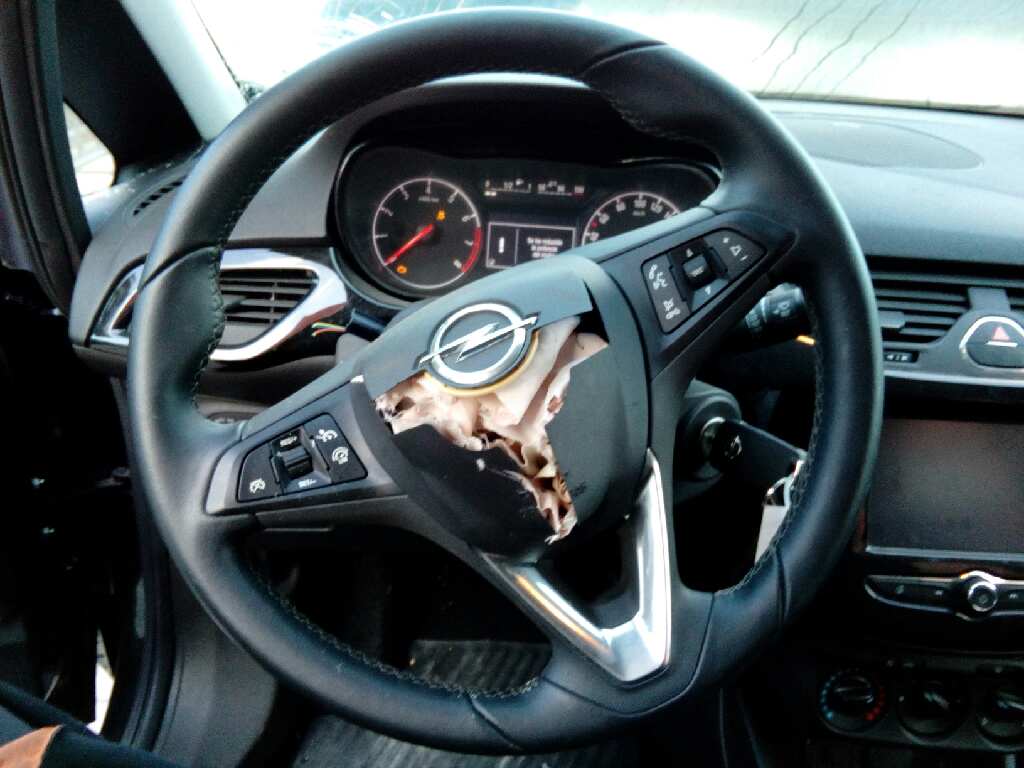 OPEL CORSA E 2014