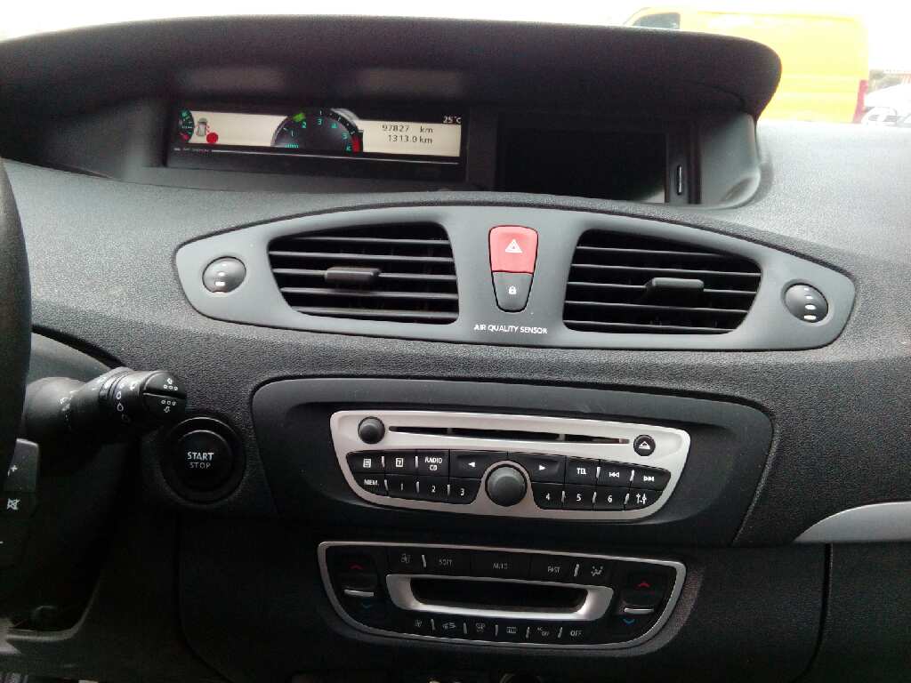 RENAULT SCENIC III 2009