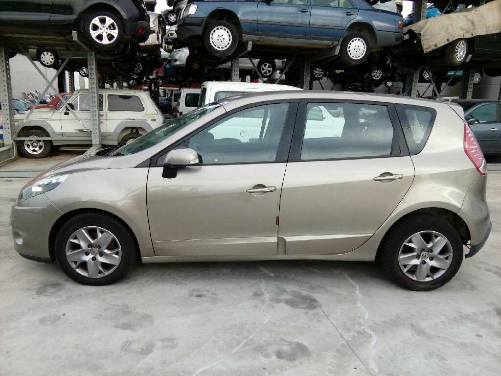 RENAULT SCENIC III 2009