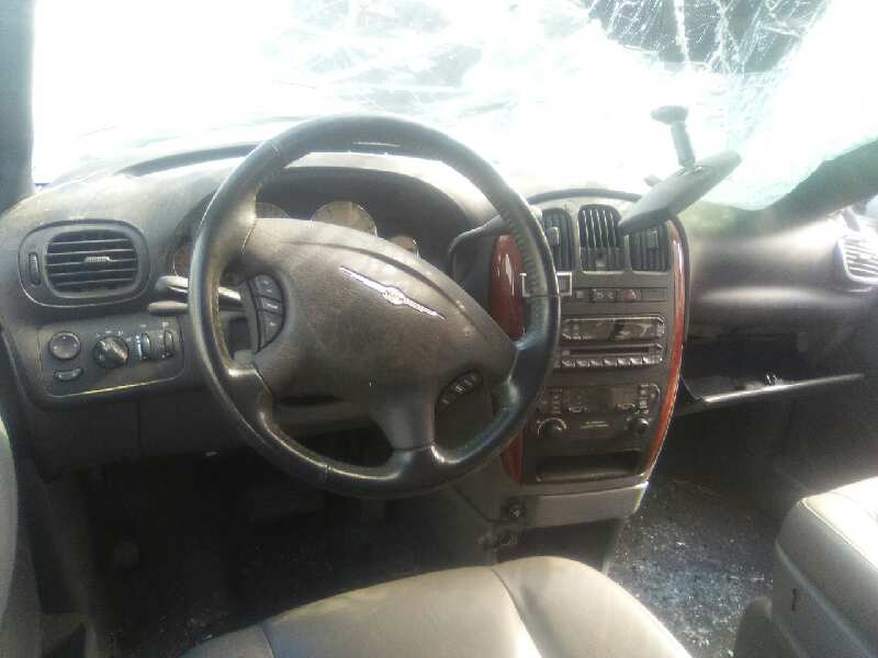 CHRYSLER VOYAGER (RG) 2004