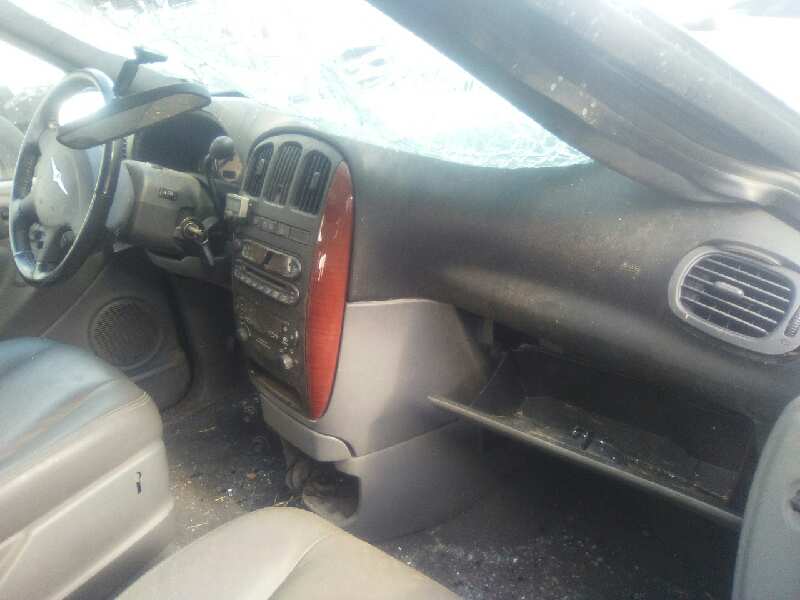 CHRYSLER VOYAGER (RG) 2004