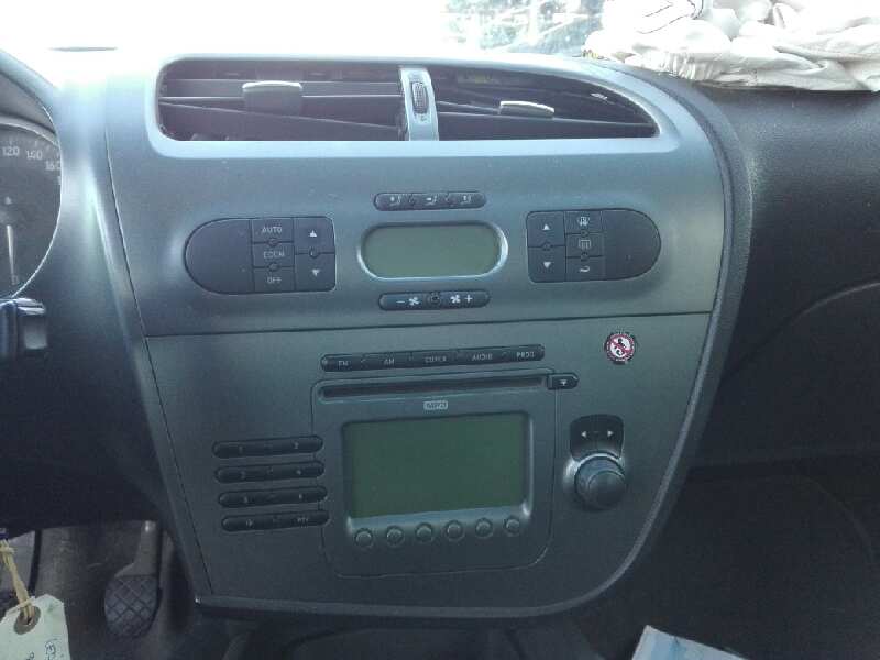 SEAT LEON (1P1) 2005