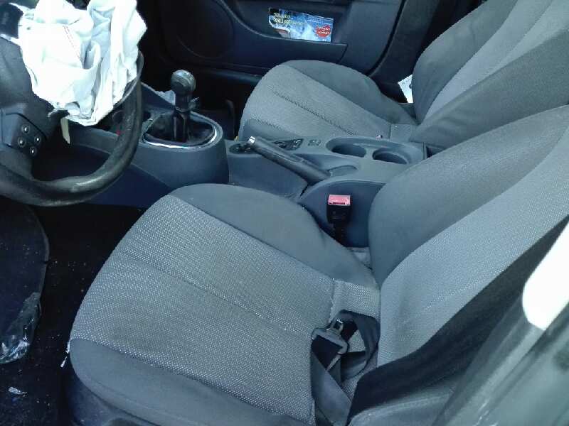 SEAT LEON (1P1) 2005