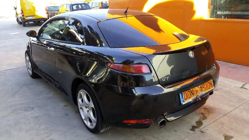 ALFA ROMEO GT (125) 2004