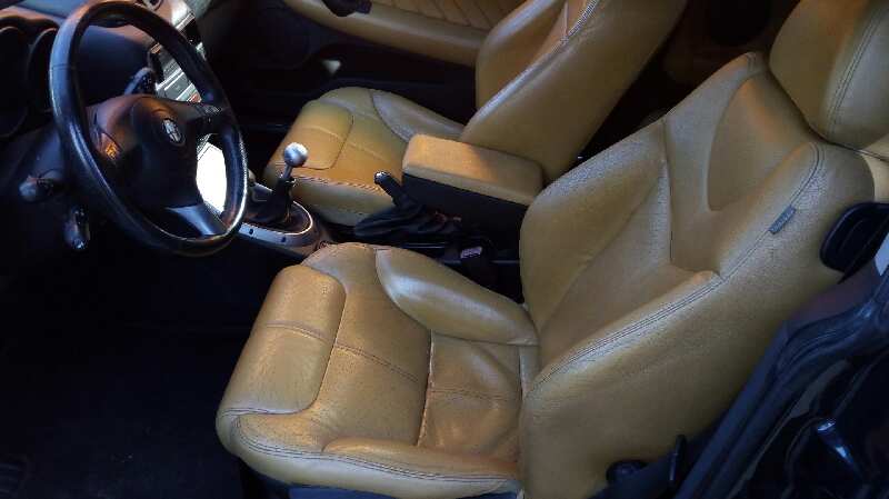 ALFA ROMEO GT (125) 2004