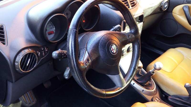 ALFA ROMEO GT (125) 2004