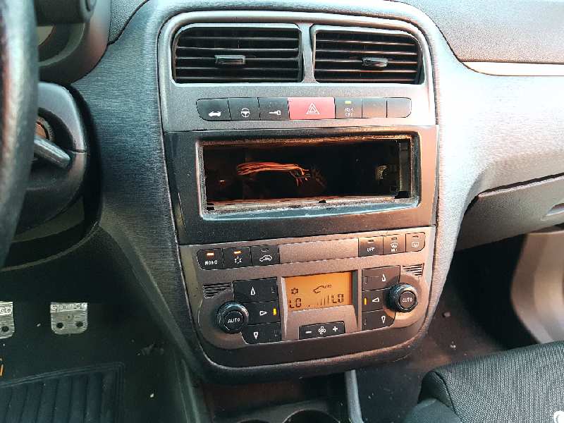 RETROVISOR IZQUIERDO