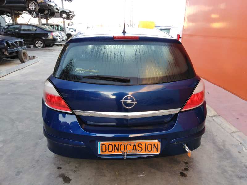 OPEL ASTRA H BERLINA 2004