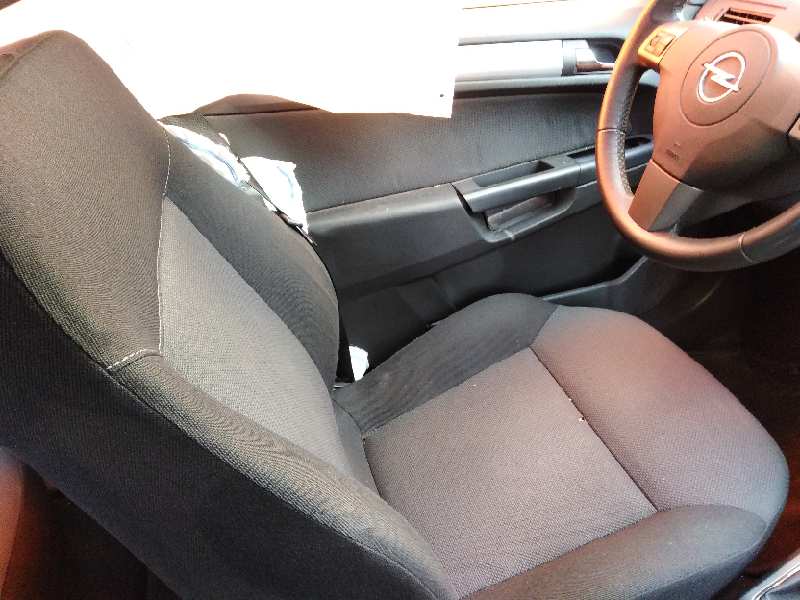 OPEL ASTRA H CARAVAN 2004