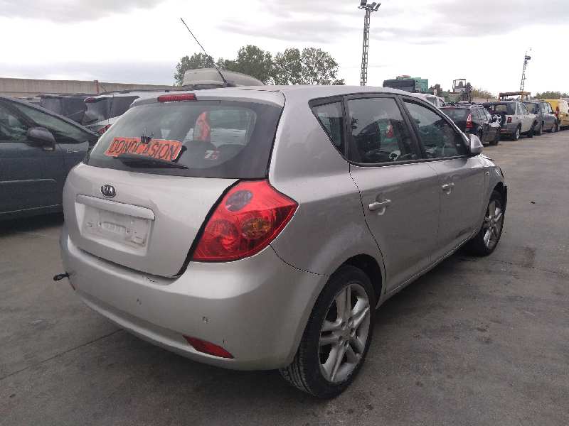 KIA CEE'D 2006