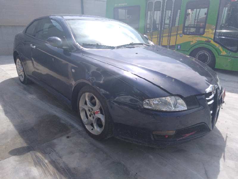 ALFA ROMEO GT (125) 2004