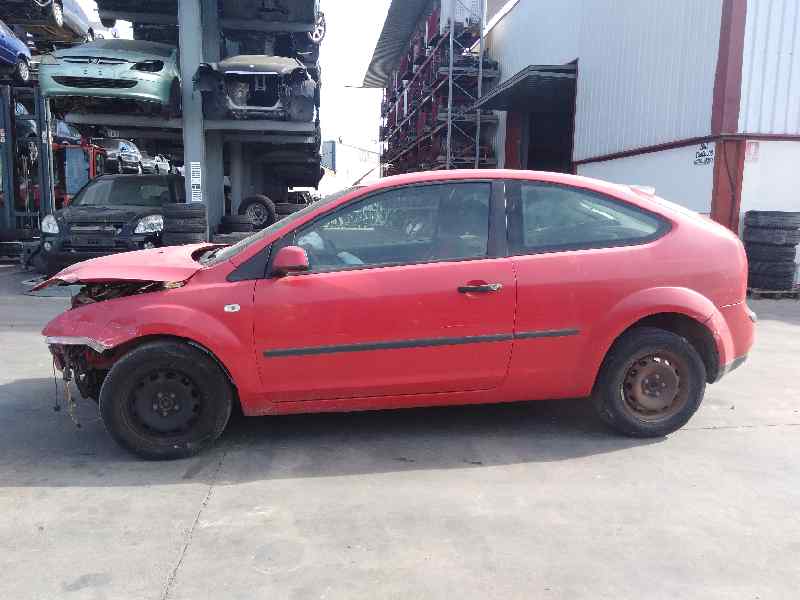 FORD FOCUS BERLINA (CAP) 2004