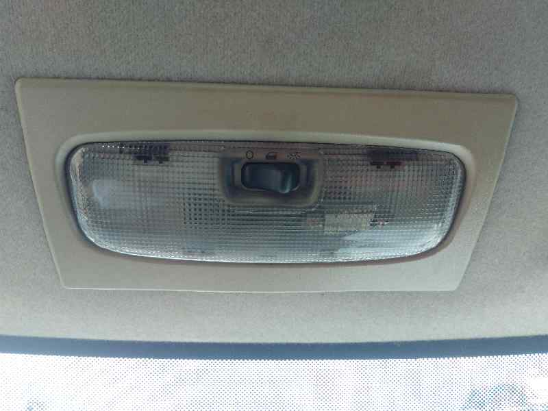 FORD FOCUS BERLINA (CAP) 2004