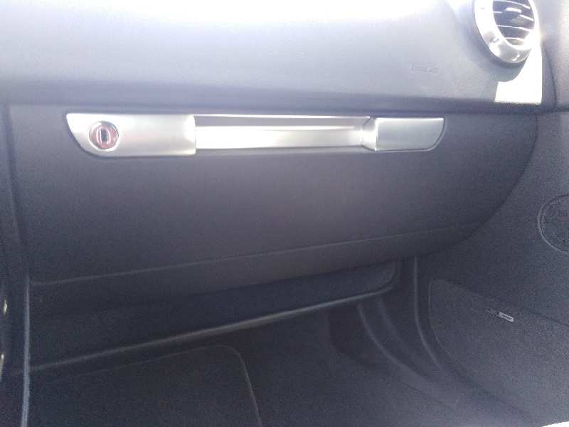 CERRADURA PUERTA DELANTERA DERECHA