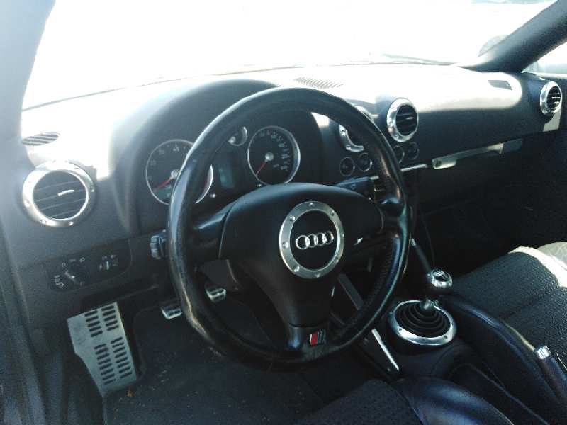 AUDI TT (8N3/8N9) 1998