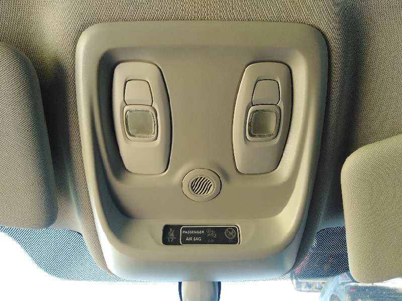 ASIENTO DELANTERO IZQUIERDO