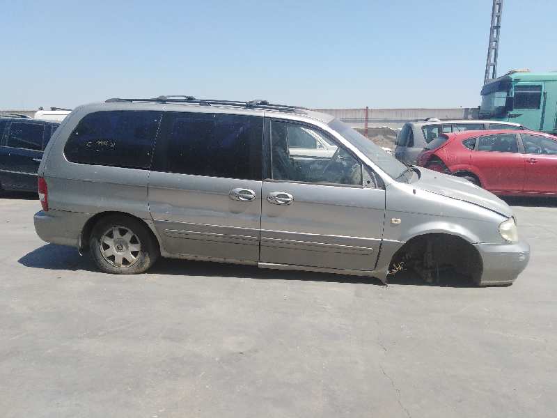 KIA CARNIVAL II 2002