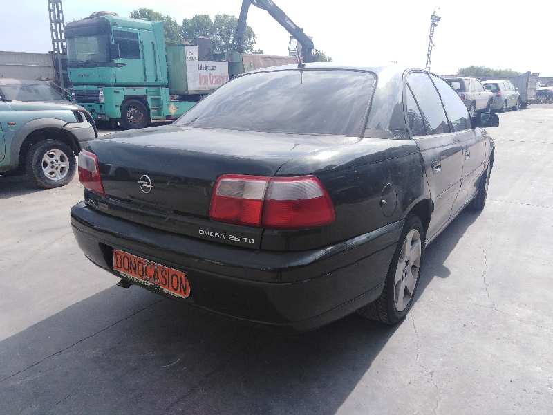 OPEL OMEGA B 2000