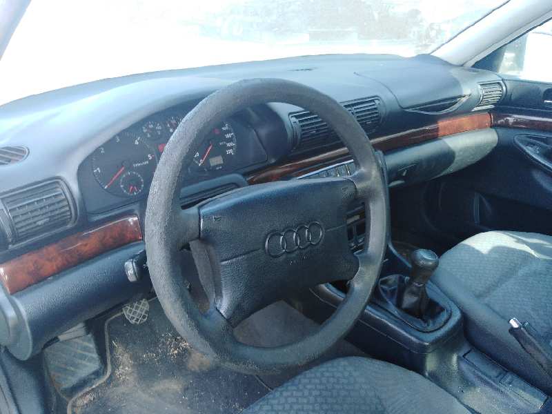 AUDI A4 BERLINA (B5) 1999