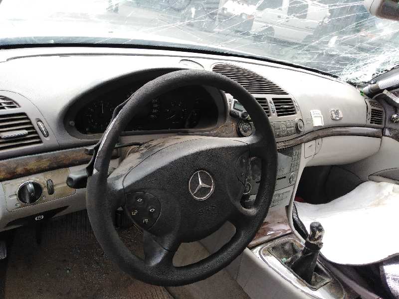 MERCEDES CLASE E (W211) BERLINA 2002