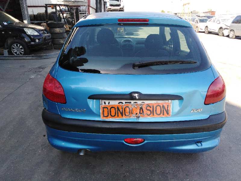 PEUGEOT 206 BERLINA 1998